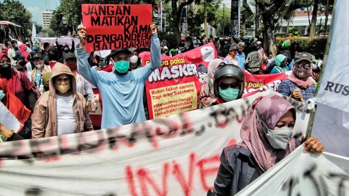 Demo polusi batu bara. (Ahmad Tri Hawaari)