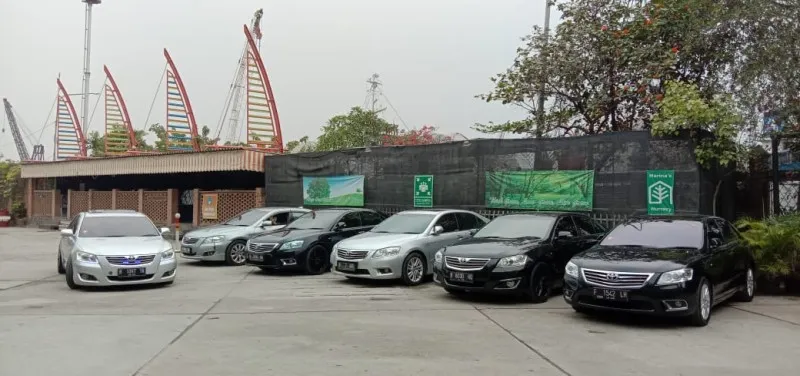 Toyota Camry Club Indonesia (TCCI) Mengadakan Kegiatan Silaturahmi dan Touring Kota. (foto/tcci)