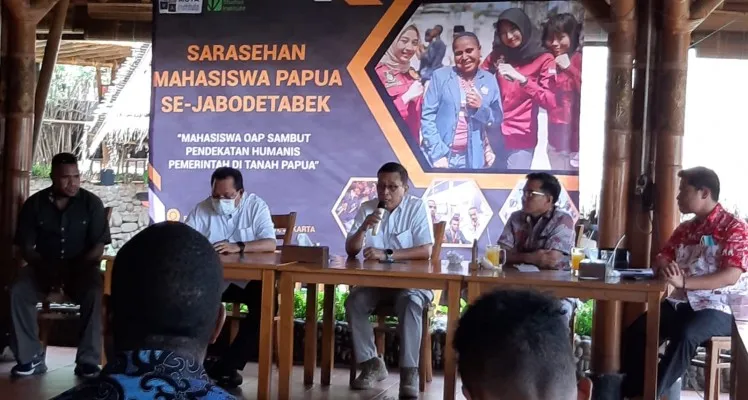 Sarasehan Mahasiswa Papua Se-Jabodetabek di RM Gubug Udang Cibubur, Jakarta Timur, Rabu (23/2/2022). (Ist)