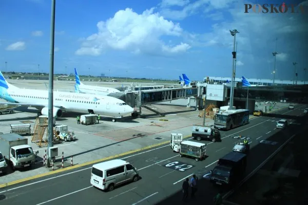 Foto : Situasi Bandara Soekarno Hatta, Tangerang, Banten. (Poskota/Iqbal)