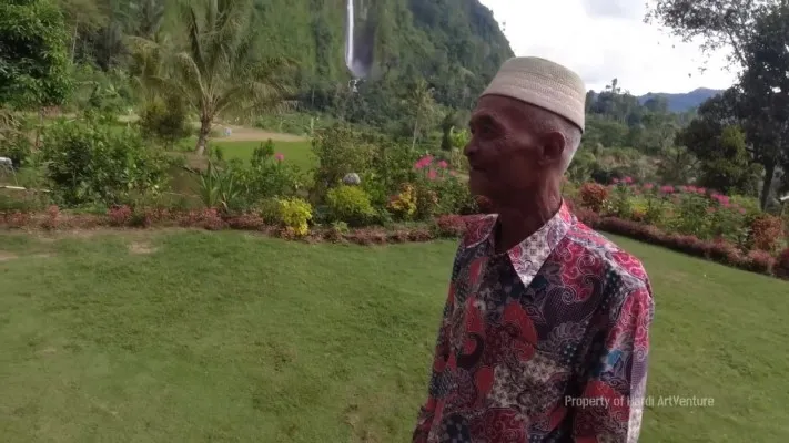 Curug Citambur Abah Jajang curi perhatian banyak orang. (youtube.com/Hardi Artventure)