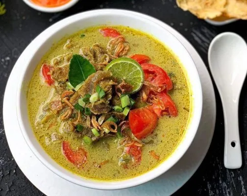 Resep Soto Kuning Bogor yang Cocok Disantap Saat Hujan. (Ist)