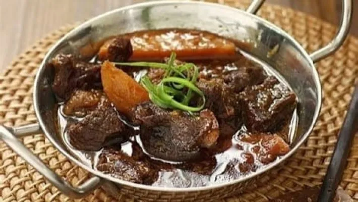 Resep Semur Daging Sengkel Kentang, Cocok untuk Sajian Lebaran (Pinterest/Marsha Joanne)