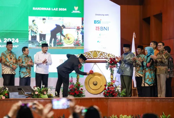 Foto: Menteri Agama RI Yaqut Cholil Qoumas membuka Rakornas Lembaga Amil Zakat 2024 dari Baznas. (dok. Baznas)