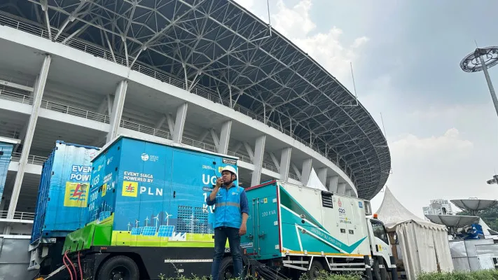 Pasokan berlapis PLN dengan menyiagakan 9 UPS dengan total daya 2.760 kVA, 5 UGB dengan total daya 4.260 kVA, serta 1 Unit UDB berdaya 600 kVA dalam pertandingan kualifikasi Piala Dunia 2026 Indonesia VS Arab Saudi di Stadion Utama Gelora Bung Karno, Jakarta, Rabu, 19 November 2024. (Foto/PLN)