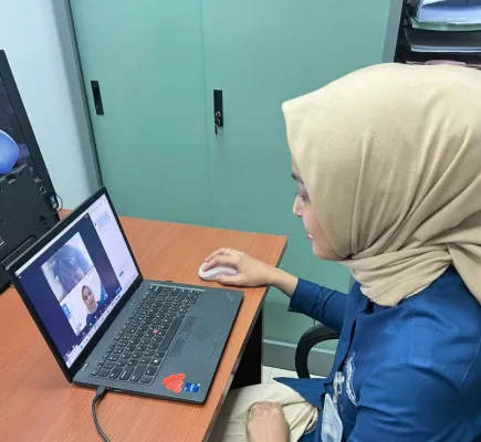 Foto: BPJS Kesehatan Cabang Jakarta Pusat melakukan inovasi pelayanan non tatap muka Zoom Meeting guna memudahkan peserta Jaminan Kesehatan Nasional (JKN) di kantornya. (Dok. BPJS Kesehatan Jakarta Pusat)