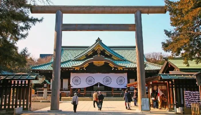 Kuil Yasukuni.