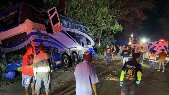 Kecelakaan bis di Thailand menewaskan 14 orang. (Foto/BBC News)