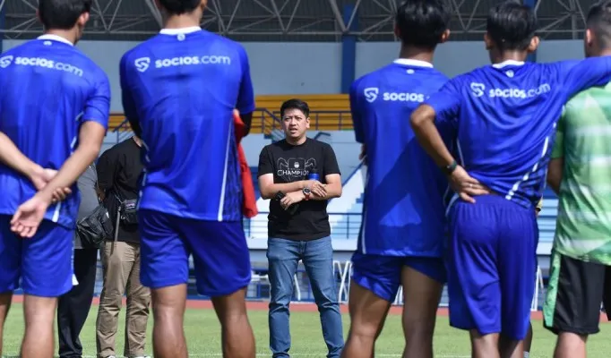 bos persib bandung, adhitia putra herawan ungkap target di piala presiden 2024.