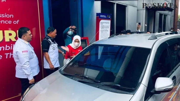 Layanan Drive Thru di Imigrasi Bandara Soetta. (Iqbal)