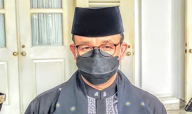 Gubernur DKI Jakarta Anies Baswedan, batasi kegiatan ibadah di Masjid 50 persen dari kapasitas pada Pemberlakuan Pembatasan Kegiatan Masyarakat (PPKM) Level 3 selama 7 hari, mulai 8 hingga 14 Februari 2022. (Foto/yono)