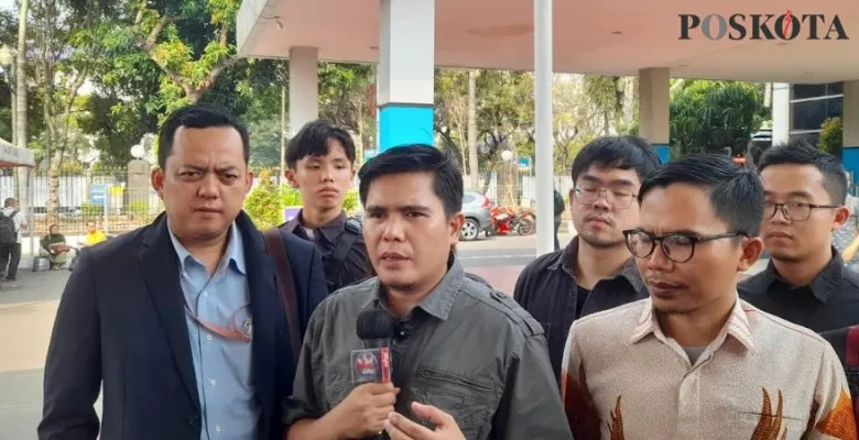 Asosiasi Lawyer Muslim Indonesia melaporkan seorang aktris berinisial RK terkait dugaan penyebaran video tak senonoh. (Pandi)