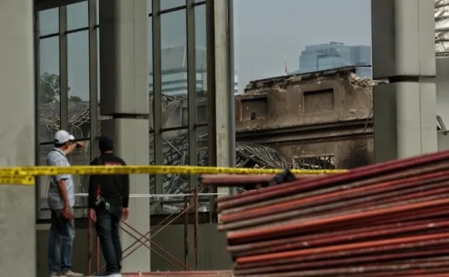 Atap gedung Museum Nasional yang Ambruk Usai Terbakar.(ahmad tri hawaari)