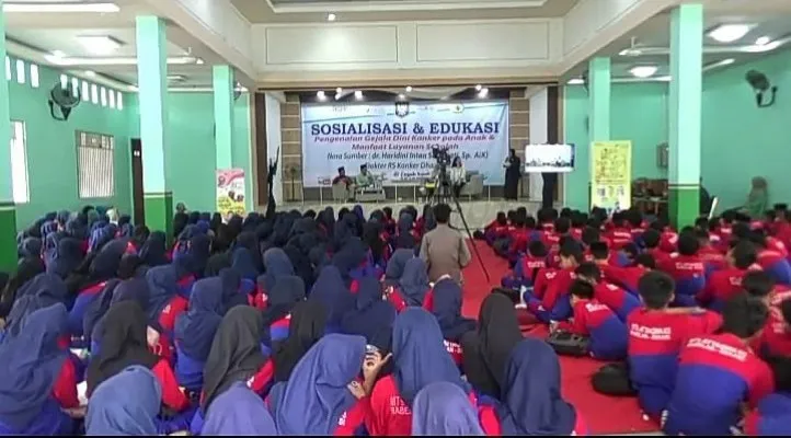 Sosialisasi bahaya kanker di MTS 03 At-Taqwa di Kecamatan Babelan, Kabupaten Bekasi.(Istimewa)