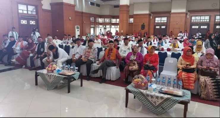 Mubes Bamus Betawi VIII di Padepokan Pencak Silat Taman Mini Indonesia Indah (TMII), Pilih Kembali  Riano P Ahmad Sebagai Ketua Umum.(Ist)