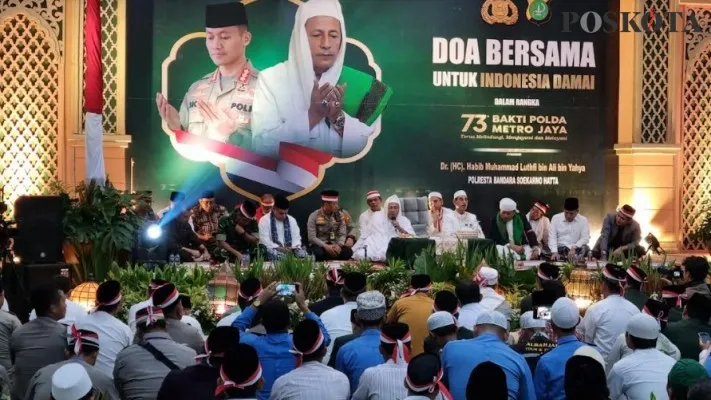 Doa bersama di Polres Bandara Soetta. (Iqbal)