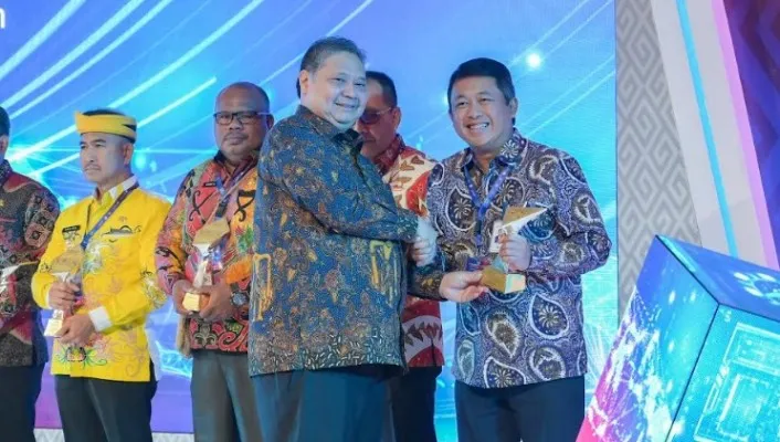 Bank DKI raih award sebagai Bank Pembangunan Daerah (BPD) Terbaik Dalam Mendukung Percepatan dan Perluasan Digitalisasi Daerah tahun 2023.(Ist)