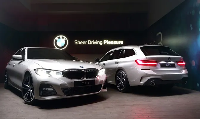 Melengkapi line upnya, BMW Indonesia kembali memperkenalkan produk terbaru dari BMW The 3 yaitu BMW 320i Touring dan BMW 330i M Sport.(Foto/BMW)