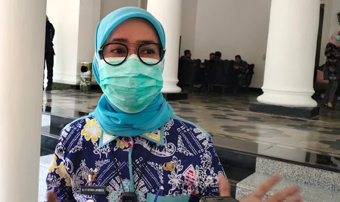 Untuk sukseskan Pilkades serentak wilayah Lebak, Iti Octavia Jayabaya minta tim sukses untuk bersama-sama jangan melakukan intimidasi ataupun tindakan represif lainnya. (Foto/yusuf)