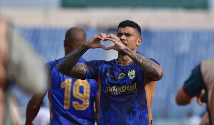 Ciro Alves optimis Persib Bandung mampu hadapi Persebaya Surabaya. (persib.co.id)