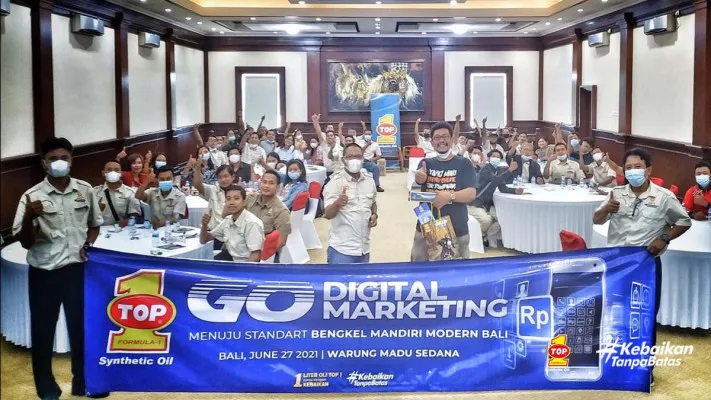 Top 1 gelar pelatihan digital marketing untuk bengkel rekanannya. (Foto/top1)