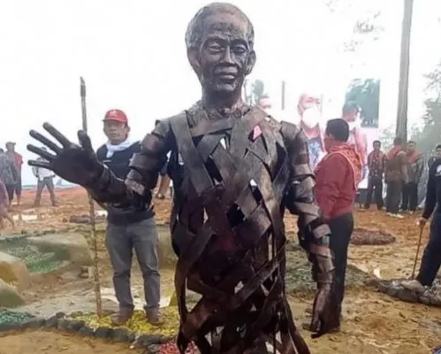 Patung Jokowi dibangun di Medan . (Ist)