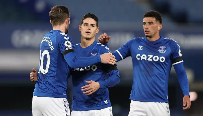 Everton ditahan imbang Tottenham Hotspur dengan skor 2-2.