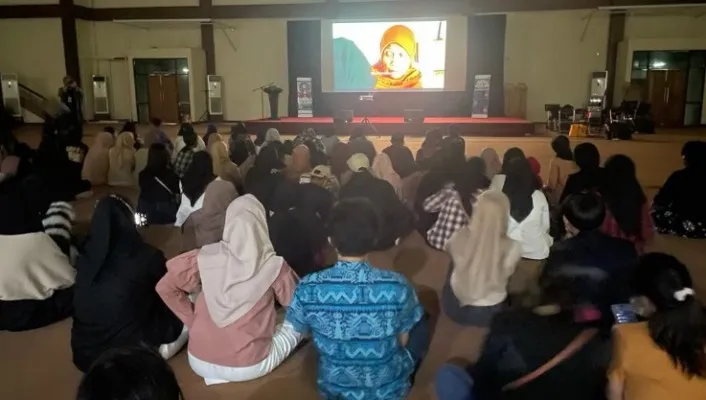 Sinema Keliling berkolaborasi dengan Universitas PGRI Adi Buana Surabaya.(Ist)