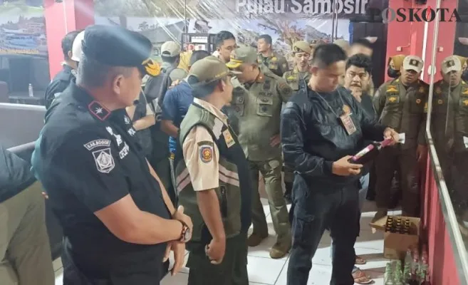 Satpol PP dan Garnisun sidak  THM di Bogor (Panca Aji)