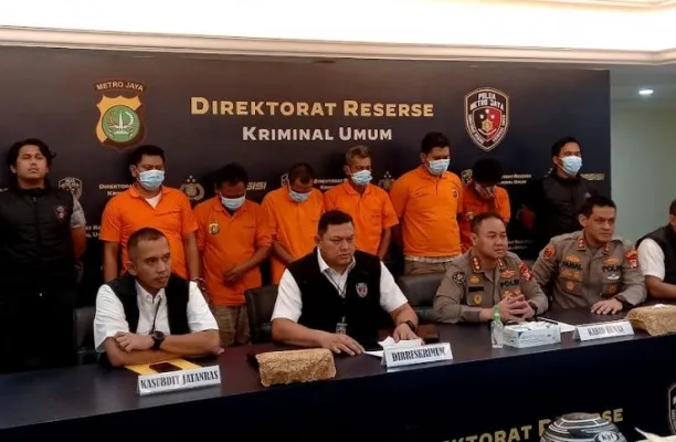 Polisi meringkus 3 pria karena menyimpan dan mengedarkan obat-obatan terlarang di kawasan Bekasi, Jawa Barat. (Ist)