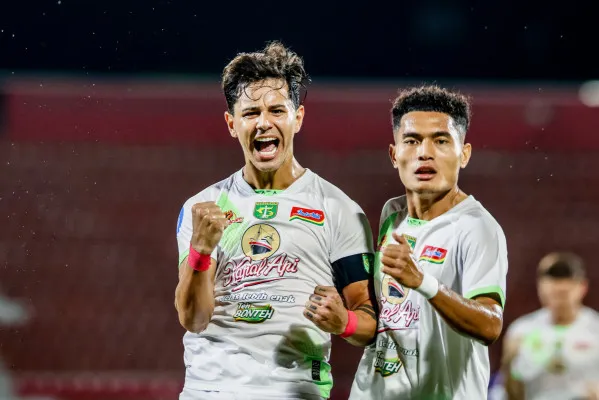 Pemain Persebaya Surabaya, Bruno Moreira berselebrasi seusai mencetak gol ke gawang Persita Tangerang dalam Liga 1 2024-2025 pekan keempat. (Dok. Persebaya)