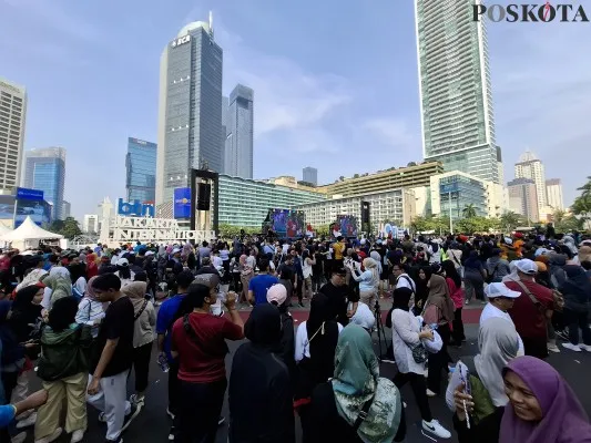 Suasana Bundaran HI di Menteng, Jakarta Pusat (Jakpus) saat pencanangan HUT ke-497 Kota Jakarta pada Minggu, 19 Mei 2024. (Poskota.co.id/Angga Pahlevi)