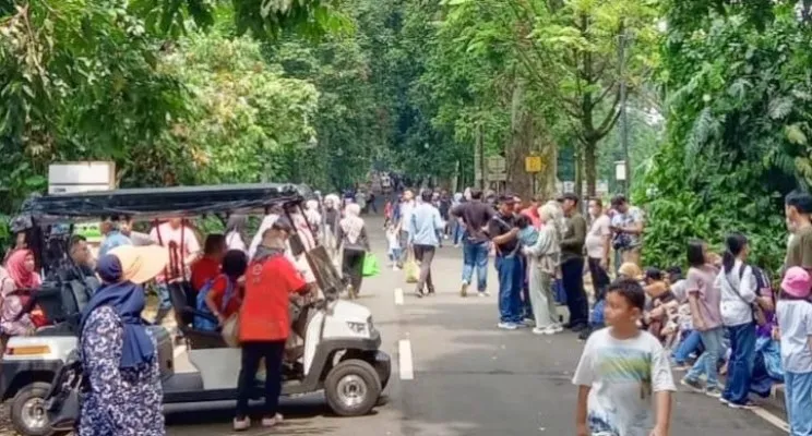 Wisatawan Banjiri Kebun Raya Bogor di libur Nataru (ist)