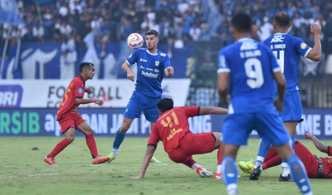 Berikut jadwal pekan ketujuh Liga 1 2024-2025 hari ini, Sabtu, 28 September 2024. (PERSIB.co.id/Barly Isham)