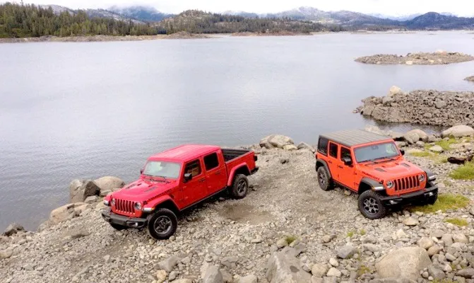 Suplai pertama Jeep Wrangler dan Jeep Gladiator tiba di Indonesia setelah tertunda enam bulan. (Foto/jeep)