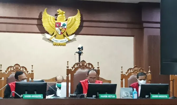 Nota keberatan Jerinx SID ditolak Hakim, sidang kasus pengancaman Adam Deni akan terus dilanjutkan. (Foto/roma)