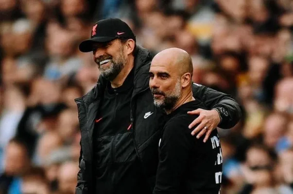 Pelatih Liverpool, Jurgen Klopp dan pelatih Manchester City, Pep Guardiola. (liverpoolfc.com)