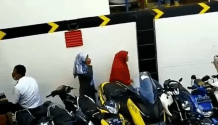 Seorang ibu panik saat terbawa berlayar di kapal (Foto: @smart.gram/Instagram)