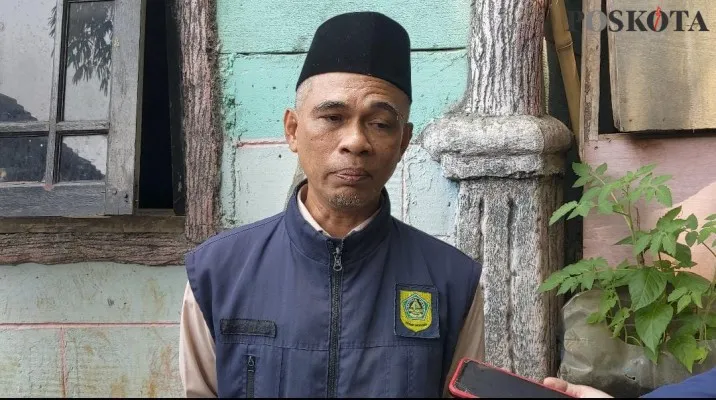 Kades Rawa Panjang, Mohamad Agus (Poskota.co.id/Panca Aji)