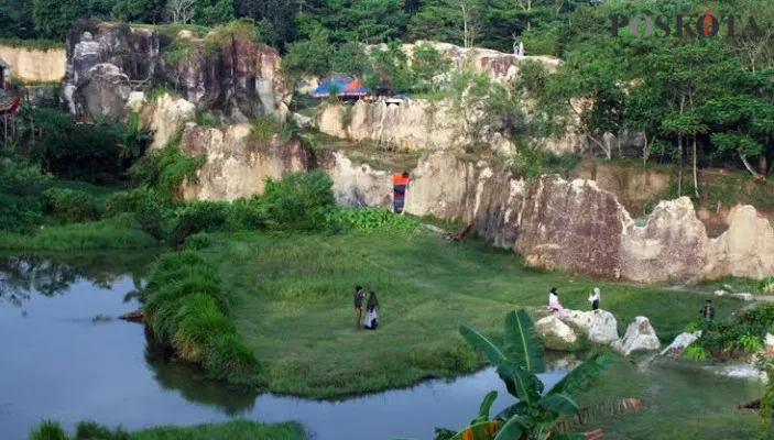 Lokasi wisata Kandang Godzilla di Tangerang, Banten,(toga)