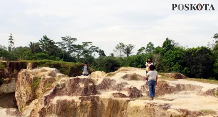 Tebing Koja atau Kandang Godzilla, lokasi wisata menarik di Tangerang, Banten.(toga)