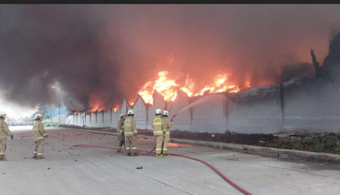 Kebakaran pabrik korek api