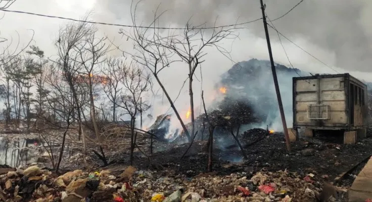 Kebakaran TPA Rawa Kucing. (Foto/ist)