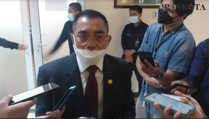 Ketua Fraksi PDIP DPRD DKI Jakarta, Gembong Warsono.  (deny)