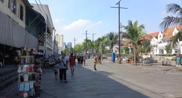 Suasana Kawasan Wisata Kota Tua pada hari libur kerja, Sabtu (18/9/2021).( (Cr01)