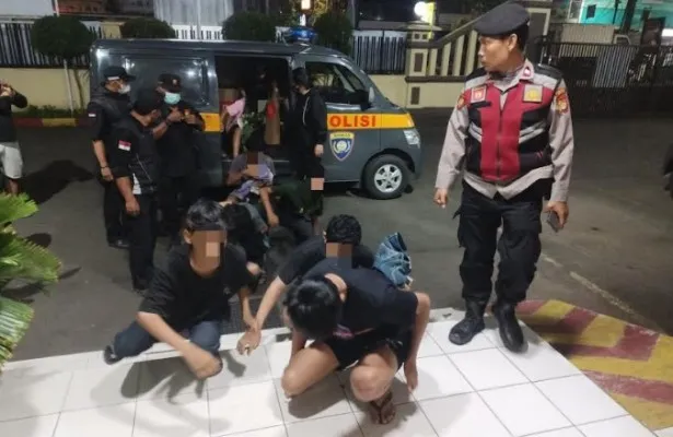 Sembilan remaja diamankan ke Polsek Ciledug saat mau tawuran. (Foto/Ist)