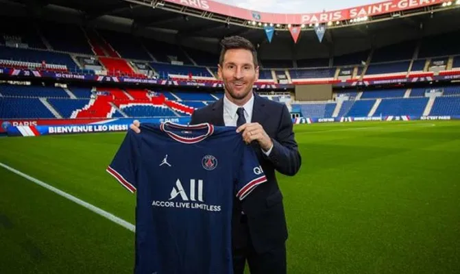 Lionel Messi resmi menjadi pemain PSG dengan nomer punggung 30.(Foto/PSG)