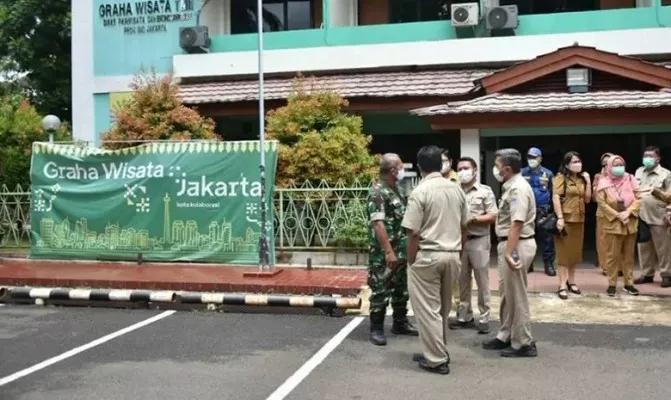 Dua lokasi isolasi mandiri disiapkan Pemkot Jakarta Timur hadapi lonjakan kasus Covid-19, 1 kamar untuk 1 orang, salah satunya Graha Wisata TMII, Cipayung. (Foto/sudinkominfotik jaktim) 