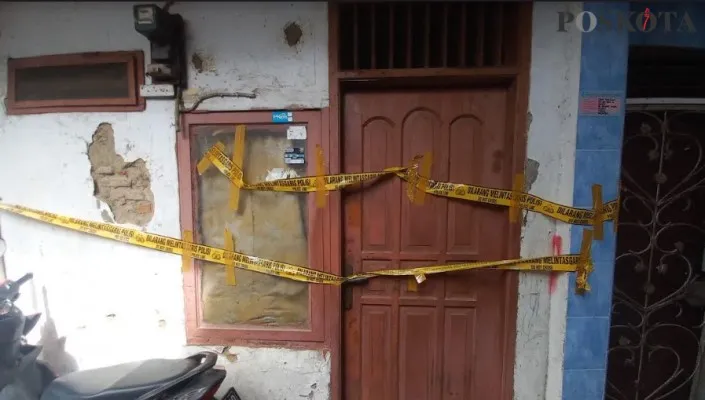 Rumah wanita lansia kakak beradik yang ditemukan tewas di Kelurahan Tangki, Kecamatan Tamansari, Jakarta Barat. (foto: poskota/pandi)