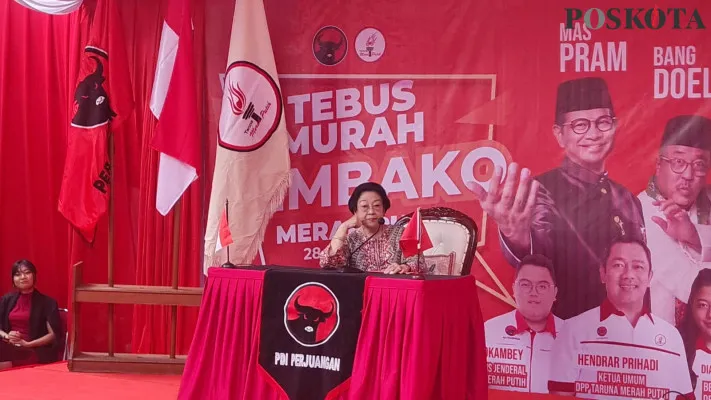 Ketua Umum (Ketum) PDIP, Megawati Soekarnoputri saat sambutan peresmian kantor Sekretariat DPP PDIP di Menteng, Jakarta Pusat pada Senin, 28 Oktober 2024. (Poskota/Pandi Ramedhan)